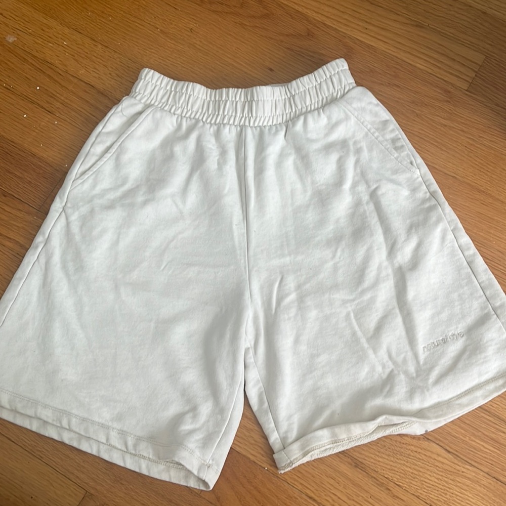 cream sweat shorts